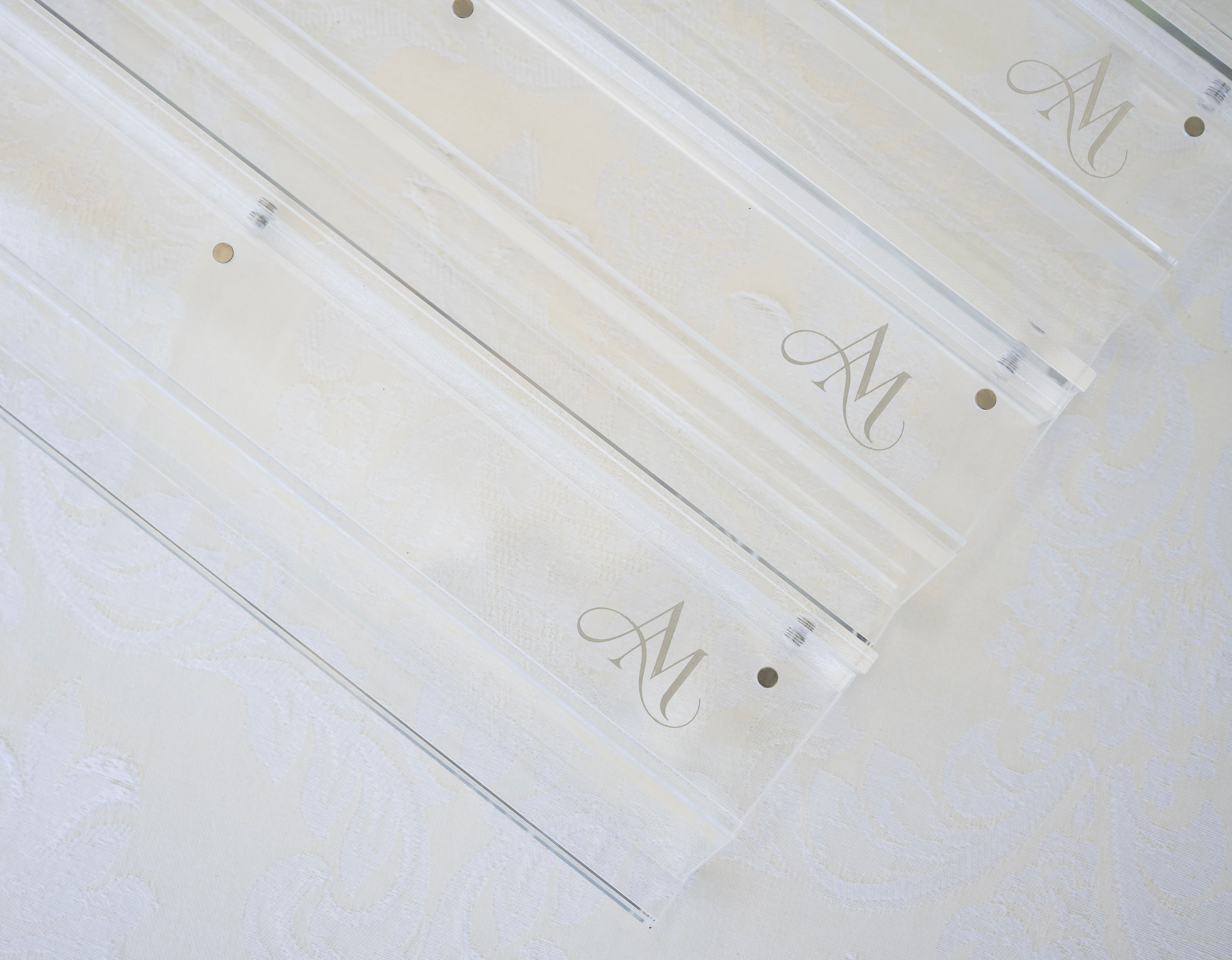 Clear Acrylic Mahjong Rack Set